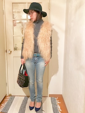 「NEEDLE WORK SOON（ニードルワークスーン）のアイテム」を使った、なるラムさん（レディース・160cm）の冬コーディネート