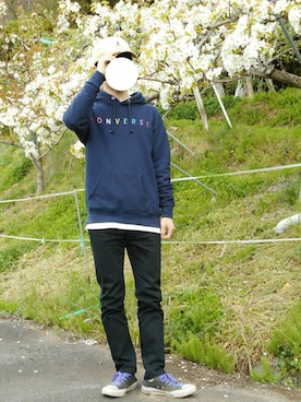 「CONVERSE（コンバース）のアイテム（パーカー）」を使った、ゆのさん（メンズ・161cm）の春コーディネート