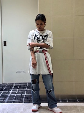 HOLYさんのコーディネート