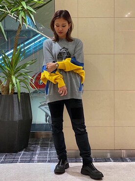 HOLYさんのコーディネート