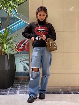 HOLYさんのコーディネート