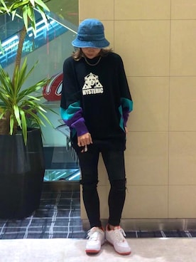 HOLYさんのコーディネート