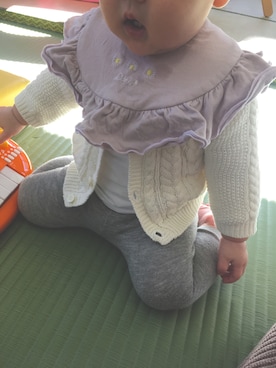 「西松屋（ニシマツヤ）のアイテム（カーディガン/ボレロ、ホワイト系）」を使った、hioriさん（キッズ）の秋コーディネート