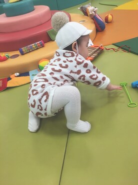 「赤ちゃん本舗（アカチャンホンポ）のアイテム（キャップ、ホワイト系）」を使った、hioriさん（キッズ）の冬コーディネート