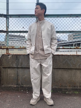 「URBAN RESEARCH（アーバンリサーチ）のアイテム（チノパンツ）」を使った、iyatomiさん（メンズ・178cm）の冬コーディネート