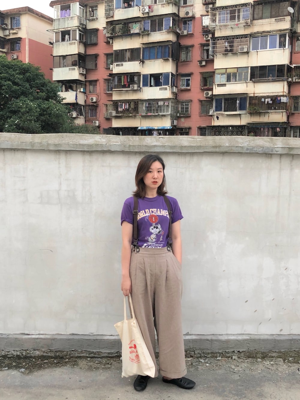 「ootd、夏、复古」｜「VINTAGEのアイテム（Tシャツ/カットソー、パープル系）」を使った、FINGERSさん（レディース・160cm）の夏コーディネートの1枚目の写真