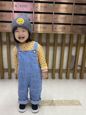 「SMILEY FACE（スマイリーフェイス）のアイテム」を使った、leannebabychuさん（キッズ・90cm）の冬コーディネート