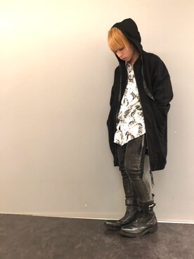 「KMRii（ケムリ）のアイテム（パーカー）」を使った、Sさん（メンズ・160cm）の春コーディネート