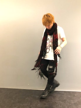 「KMRii（ケムリ）のアイテム（Tシャツ/カットソー）」を使った、Sさん（メンズ・160cm）の夏コーディネート