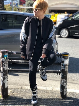 「スパンコール」｜「アイテム（ノーカラージャケット）」を使った、Sさん（メンズ・160cm）の冬コーディネート