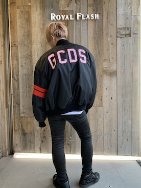 「GCDS」｜「アイテム（ジャケット/アウター）」を使った、Sさん（メンズ・160cm）の冬コーディネート