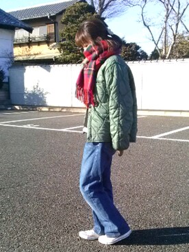 「Levi's（リーバイス）のアイテム（牛仔裤、ブルー系）」を使った、Atsu さん（レディース・157cm）の冬コーディネート