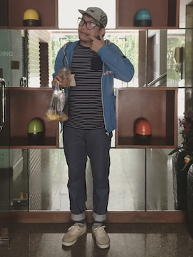 「sneakers」｜「アイテム（ナイロンジャケット）」を使った、sirsommomoさん（メンズ・178cm）の春コーディネート