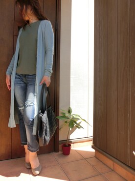 「アイテム（パンプス、グレー系）」を使った、Rieさん（レディース・168cm）の冬コーディネート