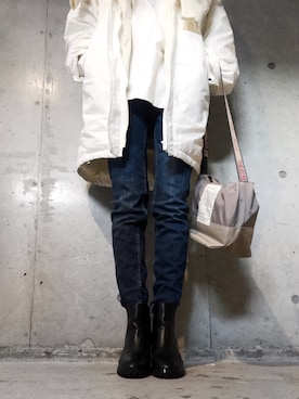 「シアタープロダクツ(THEATRE PRODUCTS)」｜「アイテム（その他アウター）」を使った、083さん（レディース・153cm）の冬コーディネート