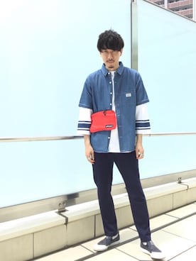 「Gramicci（グラミチ）のアイテム（バッグ）」を使った、田中洋輝さん（メンズ・178cm）の春コーディネート