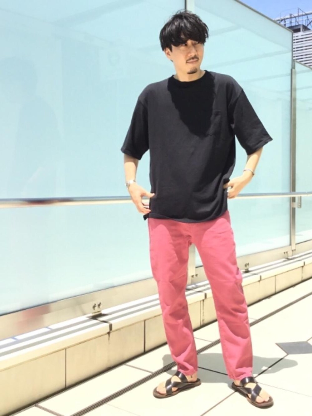 田中洋輝さんの「USAコットンビッグシルエットクルーネックTシャツ(一部WEB限定カラー)（coen）」を使ったコーディネート