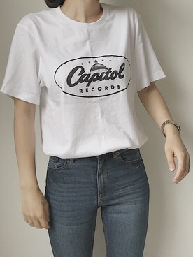 「MONKI（モンキ）のアイテム（バッグ）」を使った、石田奈良さん（レディース・167cm）の夏コーディネート