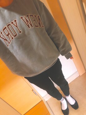 「DHOLIC（ディーホリック）のアイテム（スウェットパンツ）」を使った、わかめさん（レディース・156cm）の冬コーディネート