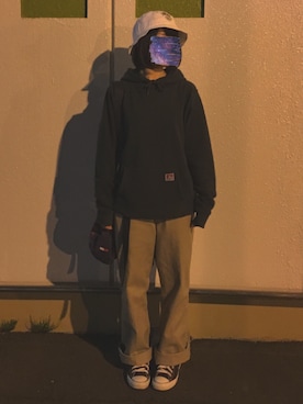 「BEN DAVIS（ベンデイビス）のアイテム（パンツ）」を使った、キキさん（レディース・158cm）の春コーディネート