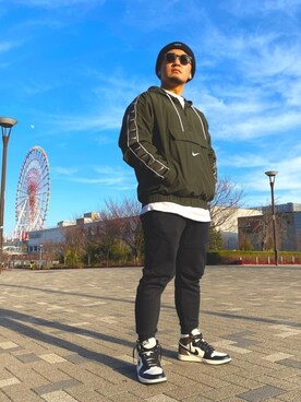 Nike テックフリース ジョガー パンツを使った人気ファッションコーディネート Earch