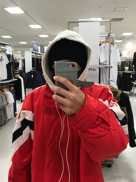 「アイテム（ダウンジャケット/コート、レッド系）」を使った、ゆうせいさん（メンズ・172cm）の冬コーディネート