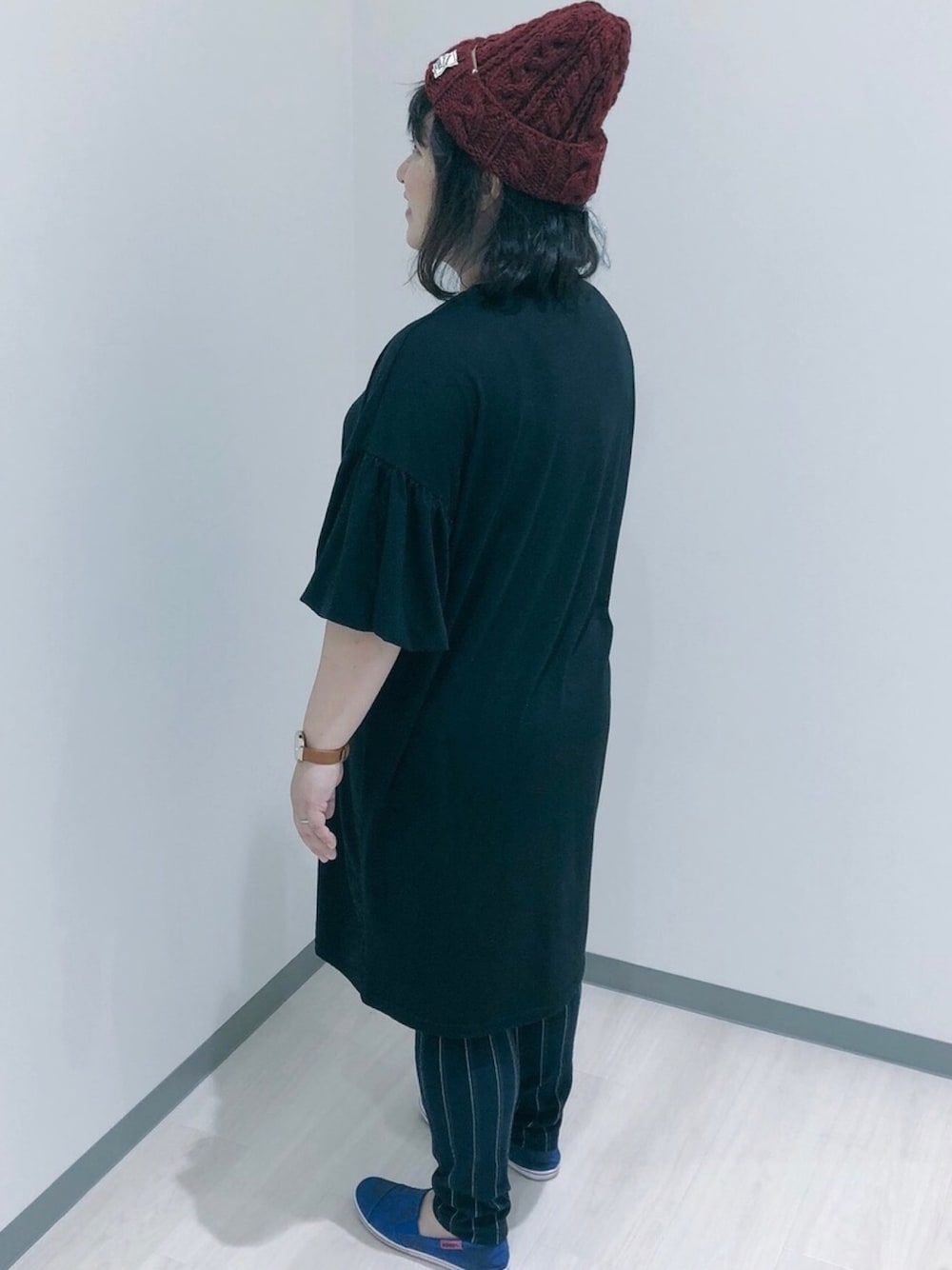 「14+のアイテム（ニットキャップ/ビーニー、レッド系）」を使った、14+ イオンモール座間店 スタッフさん（レディース・160cm）の秋コーディネートの1枚目の写真