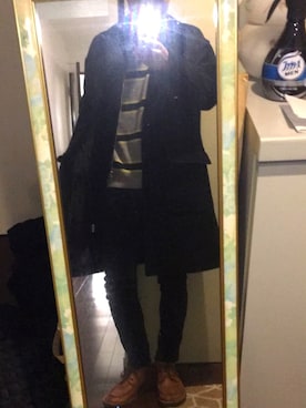 「オーバーコート」｜「アイテム（ライダースジャケット）」を使った、エリック・スポポビッチさん（メンズ・174cm）の冬コーディネート