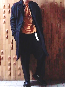 「オーバーコート」｜「アイテム（ライダースジャケット）」を使った、エリック・スポポビッチさん（メンズ・174cm）の冬コーディネート