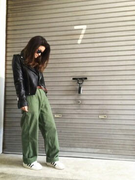 「寒い」｜「アイテム（ライダースジャケット）」を使った、aimさん（レディース・153cm）の冬コーディネート