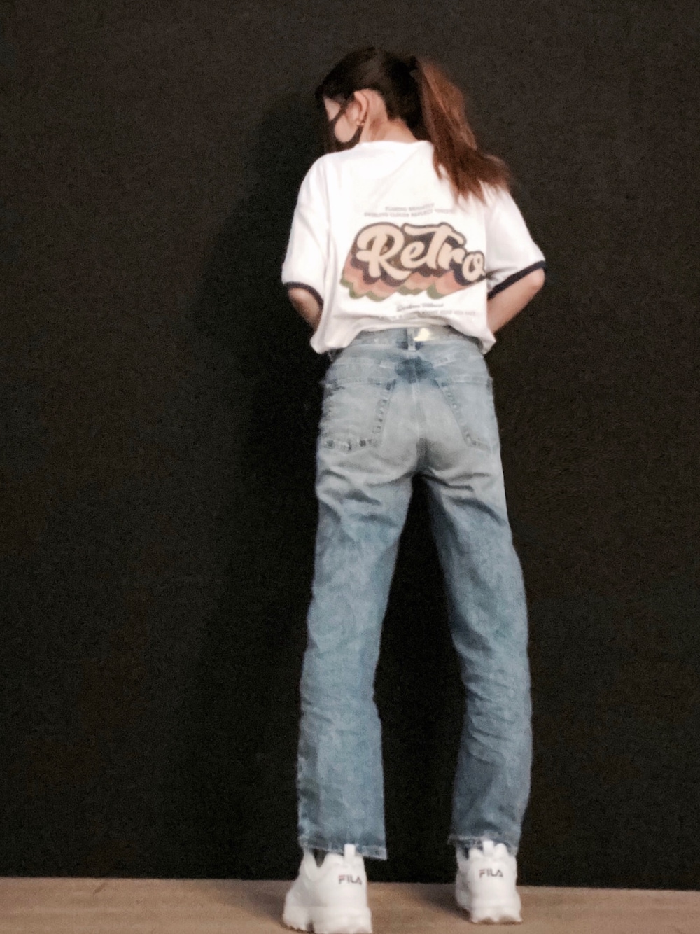 「GUコーデ、GU、ハイウエストジーンズ、ハイウエストストレートジーンズ、ジーンズ、デニム、デニムパンツ、FILA、ダッドスニーカー」｜「GUのハイウエストストレートジーンズ（パンツ、ブルー系）」を使った、chamさん（レディース・164cm）の夏コーディネートの1枚目の写真