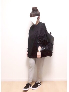 「PLAIN CLOTHING（プレーンクロージング）のアイテム（スニーカー）」を使った、i-waさん（レディース・151cm）の春コーディネート