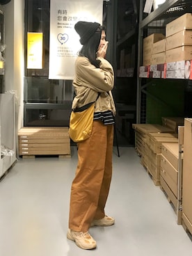 「yellow」｜「アイテム（ニットキャップ/ビーニー）」を使った、WYMさん（レディース・167cm）の冬コーディネート