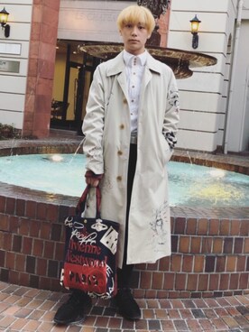 「金髪」｜「アイテム（トレンチコート）」を使った、カズタカ_wearさん（メンズ・163cm）の春コーディネート