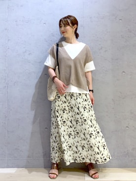 「ベスト×Tシャツ」｜「アイテム（その他）」を使った、hanaeさん（レディース・160cm）の春コーディネート