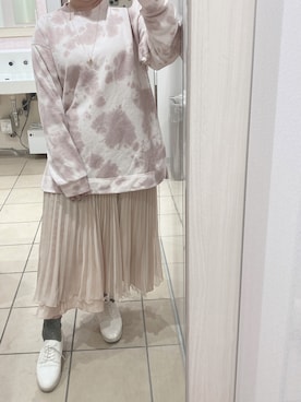 「消えそうな色コーデ」｜「アイテム（スウェット）」を使った、まゆさんさん（レディース・157cm）の冬コーディネート
