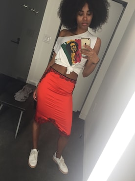 「rag & bone（ラグアンドボーン）のアイテム（スカート）」を使った、Taylor Duprieceさん（レディース・180cm）の夏コーディネート