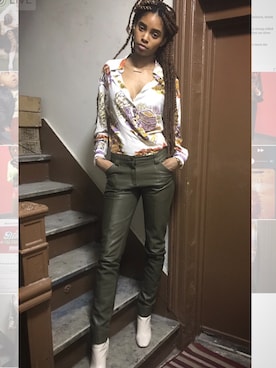 「leatherpants」｜Taylor Duprieceさん（レディース・180cm）の秋コーディネート