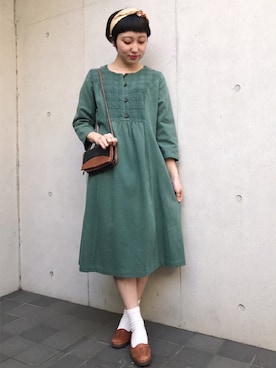 「革靴」｜「アイテム（ワンピース/ドレス）」を使った、古着屋RAINBOWさん（レディース・155cm）の冬コーディネート