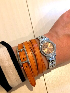 「HERMES（エルメス）のアイテム（ブレスレット、オレンジ系）」を使った、かなさん（レディース・158cm）の冬コーディネート