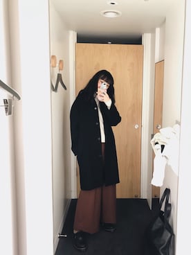 「COS（コス）のアイテム（チェスターコート）」を使った、hayさん（レディース・165cm）の冬コーディネート