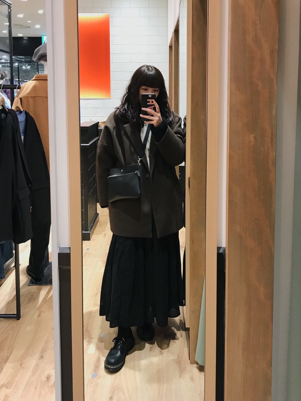 「girl、VINTAGE、90’s、winter、winter wearing、Japan、formalcasual」｜「Te chichiのインド刺繍ワンピース（ワンピース、ブラック系）」を使った、hayさん（レディース・165cm）の冬コーディネートの1枚目の写真
