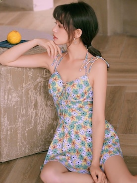 「フラワープリント」｜「アイテム（水着/着物・浴衣）」を使った、OSYAREVOさん（レディース・162cm）の冬コーディネート