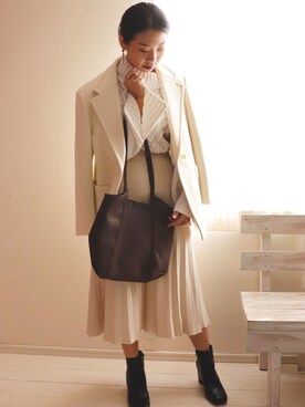 「OSYAREVO（オシャレボ）のアイテム（トートバッグ）」を使った、OSYAREVOさん（レディース・163cm）の秋コーディネート