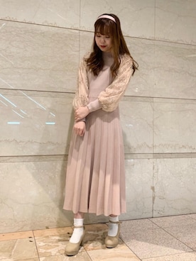 ワンピース ドレスを使った ピンクベージュ の人気ファッションコーディネート Wear