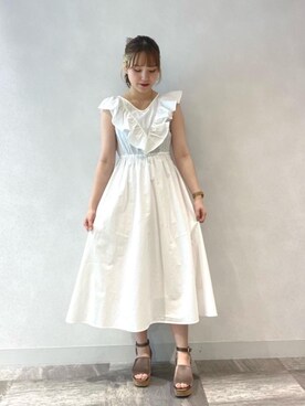 「お揃いコーデ」｜「アイテム（サンダル）」を使った、マジェスティックレゴン横浜ジョイナス店スタッフさん（レディース・161cm）の春コーディネート