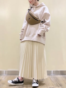 「アイテム（ボディバッグ/ウエストポーチ）」を使った、chisan311さん（レディース・155cm・20代）の秋コーディネート