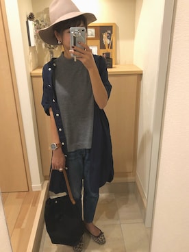 「MARGARET HOWEEL」｜「アイテム（アクセサリー）」を使った、𝙰 𝚈 𝚄 𝙼 𝙸さん（レディース・160cm）の秋コーディネート