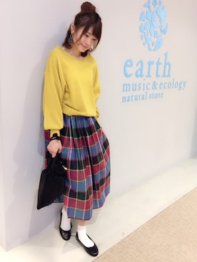 「earth music&ecology（アースミュージックアンドエコロジー）のアイテム（バレエシューズ、ブラック系）」を使った、ままいさん（レディース・161cm）の冬コーディネート