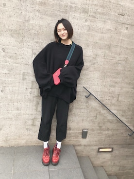 「黒パンツ」｜彩雪さん（レディース・168cm）の春コーディネート